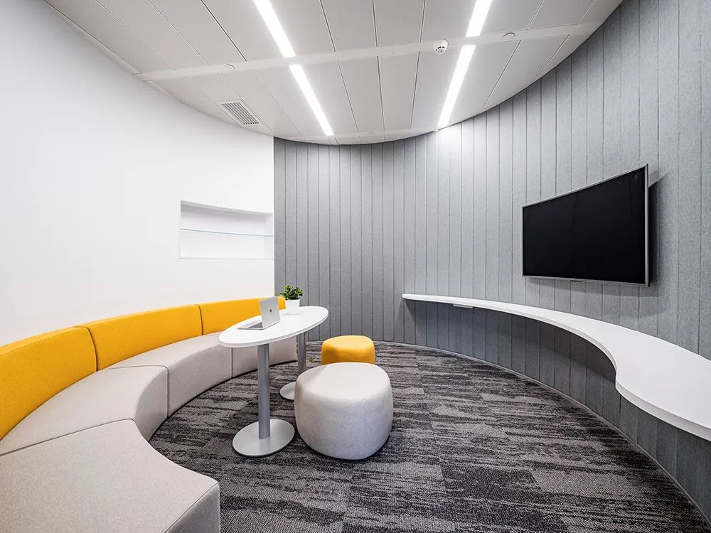 深圳寫字樓裝修案例：現(xiàn)代簡約，高效辦公新空間